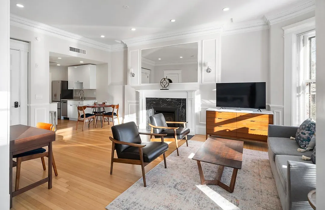 Charlesgate Suites-1